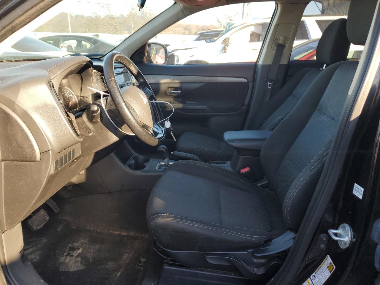 JA4AD2A36GZ048244 2016 Mitsubishi Outlander Es