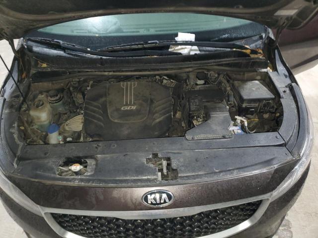 KNDMB5C17H6233637 KIA SEDONA LX