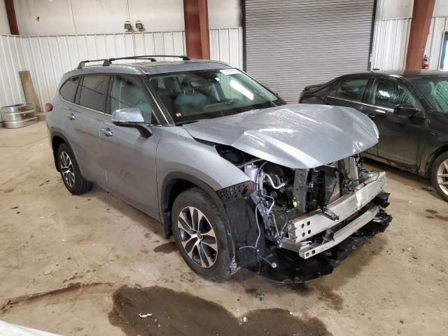 VIN 5TDHZRBH7MS144874 2021 Toyota Highlander, Xle no.4