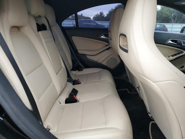 WDDSJ4EB1JN560353 Mercedes-Benz CLA 250