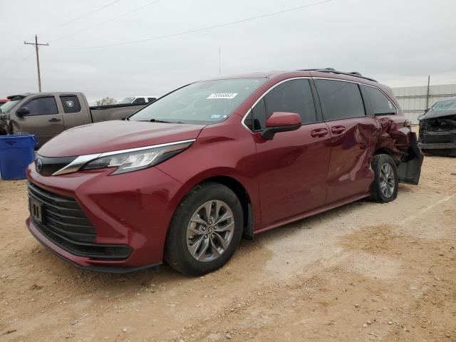 2022 Toyota Sienna LE