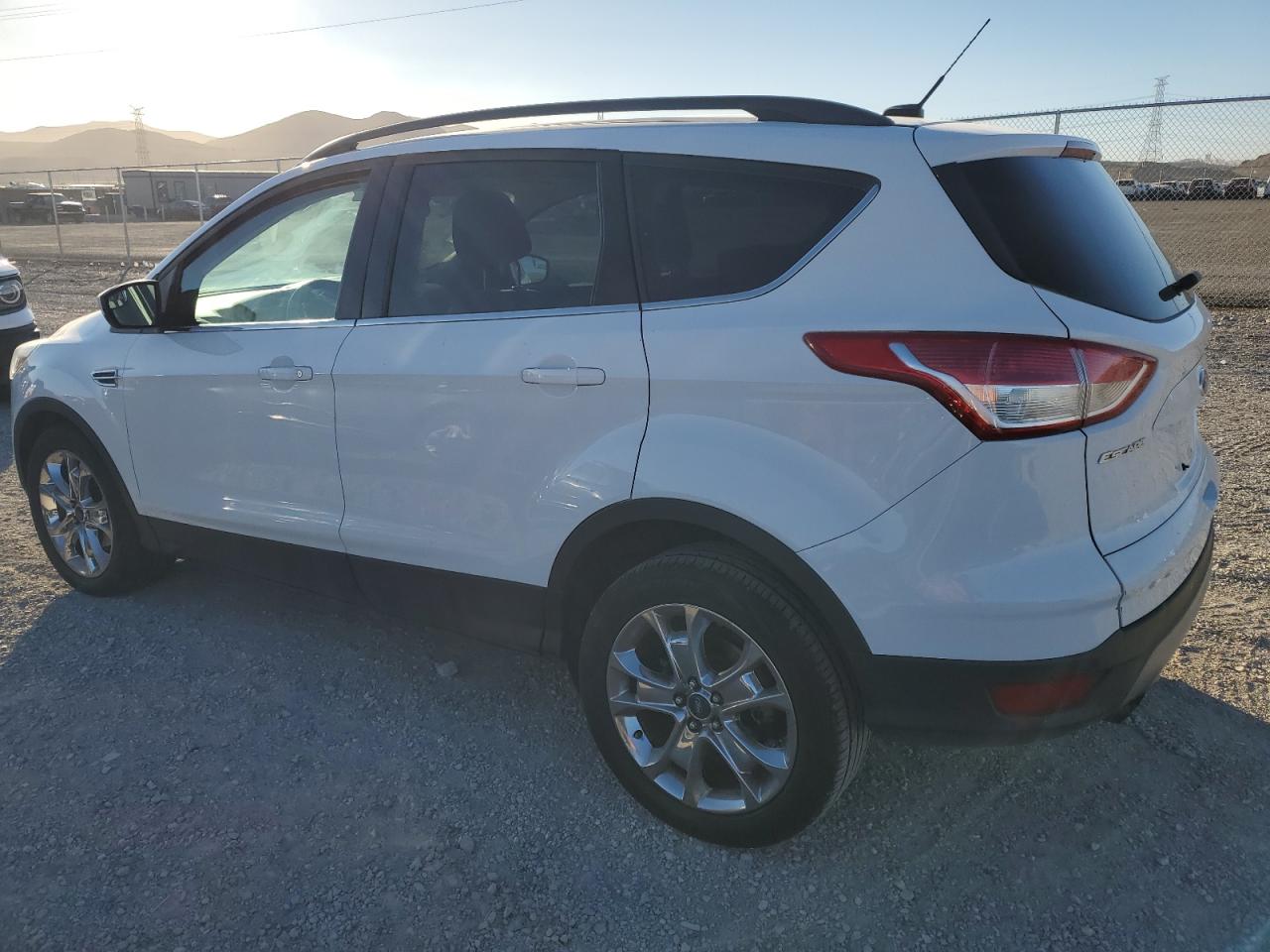 1FMCU0GX3FUA76992 2015 Ford Escape Se 1FMCU0GX3FUA76992 2015 Ford Escape Se