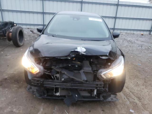  NISSAN VERSA 2020 Чорний