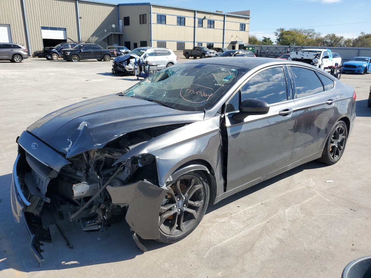 3FA6P0HD1LR147547 2020 Ford Fusion Se