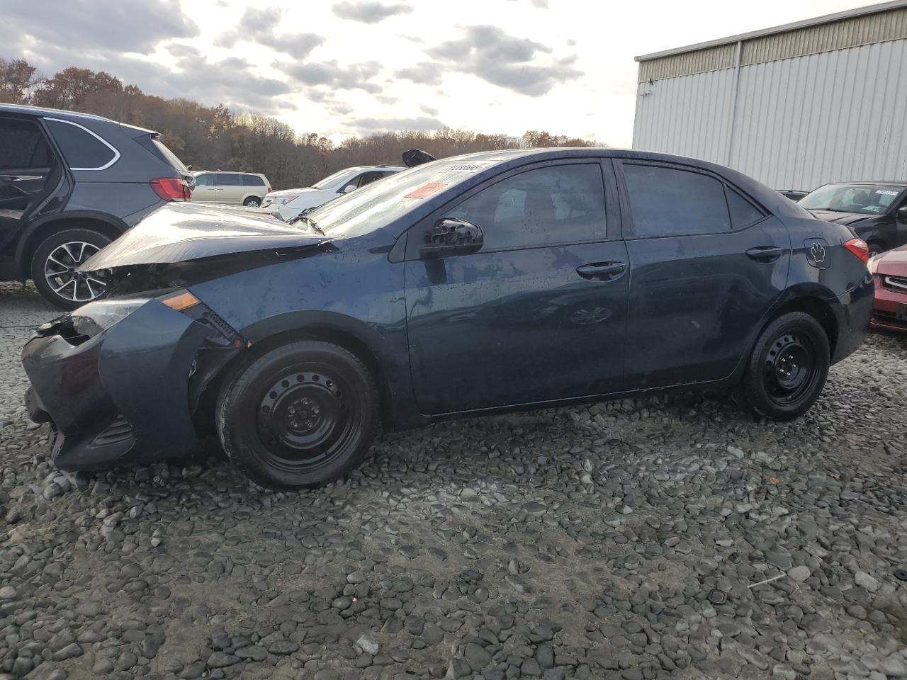 2019 Toyota Corolla L vin: 5YFBURHE0KP903100