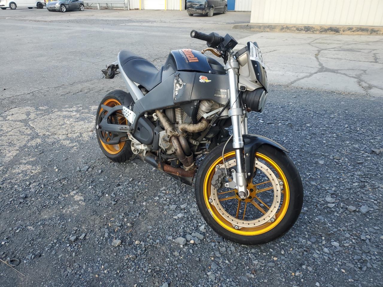 2004 buell motorcycle