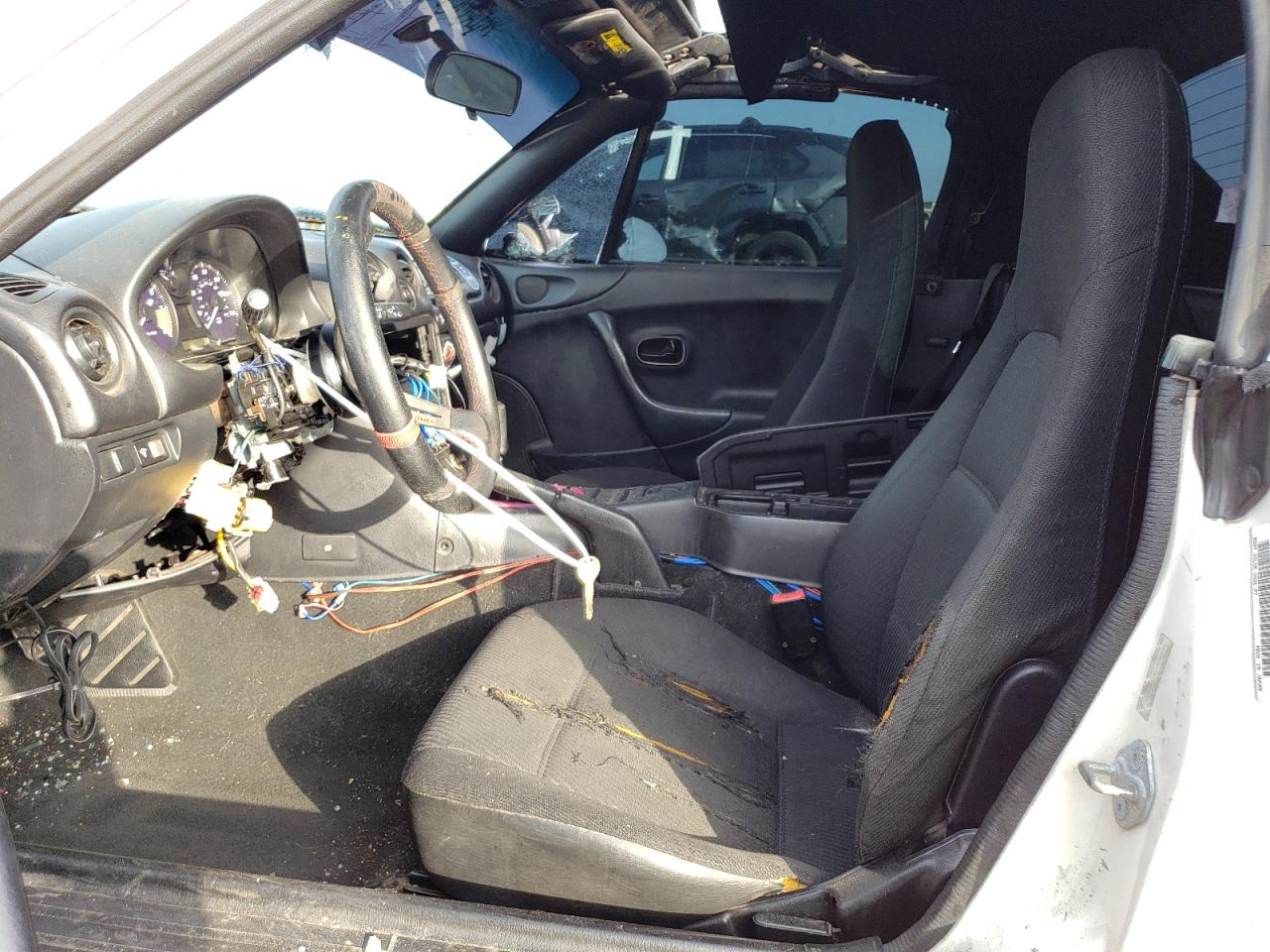 jm1nb353xx0116871 JM1NB353XX0116871 1999 Mazda Mx-5 Miata