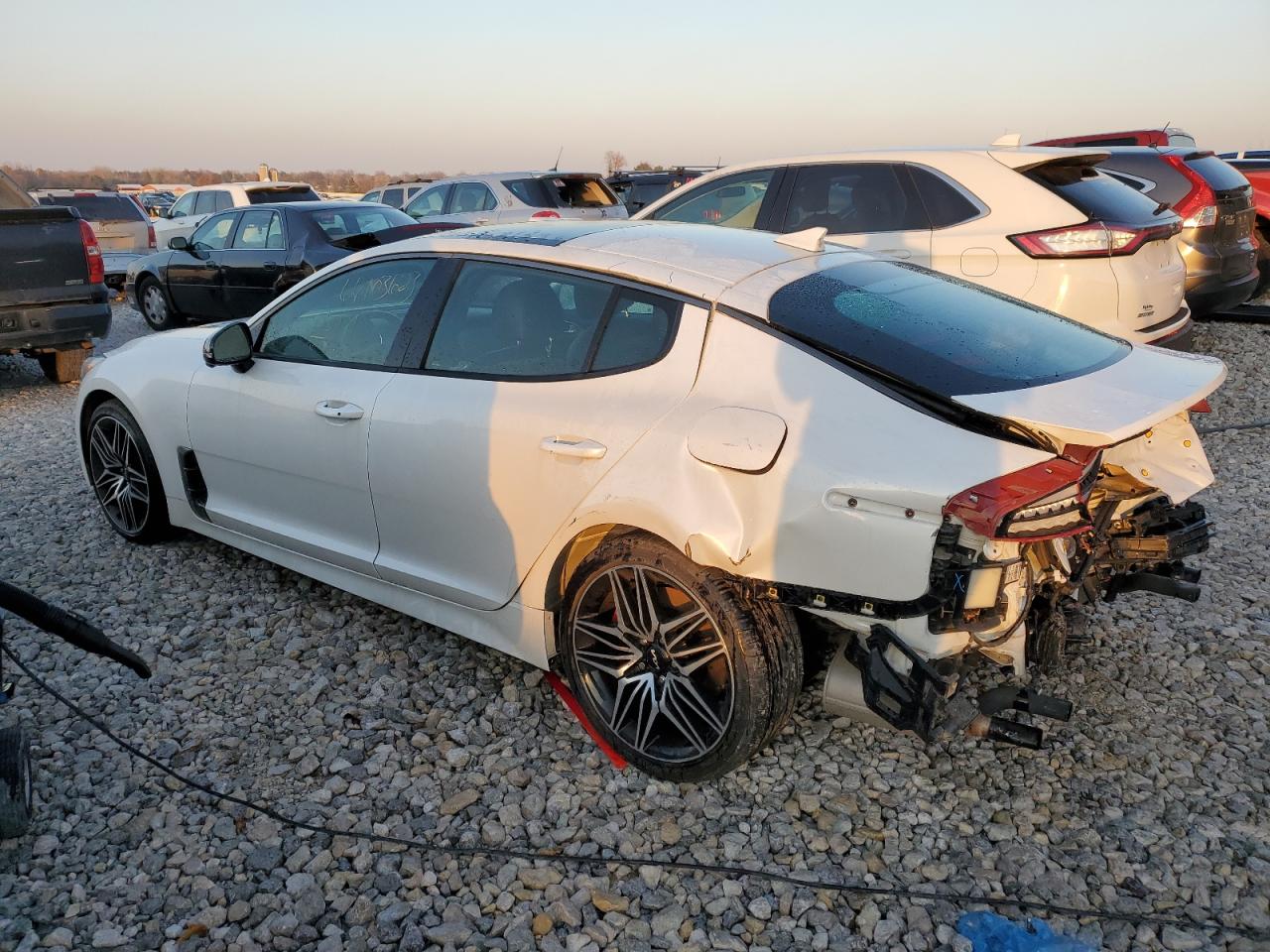 2022 Kia Stinger Gt2 vin: KNAE55LC1N6106131