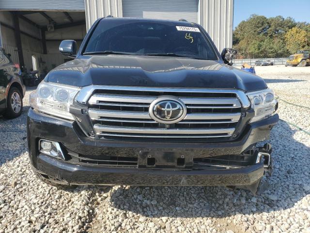 2018 TOYOTA LAND CRUIS - JTMCY7AJ0J4064894