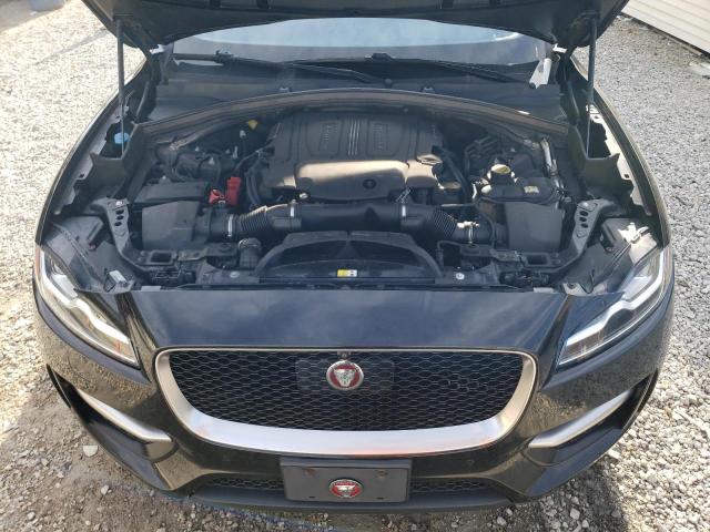 SADCL2BVXHA885861 | 2017 Jaguar f-pace r - sport