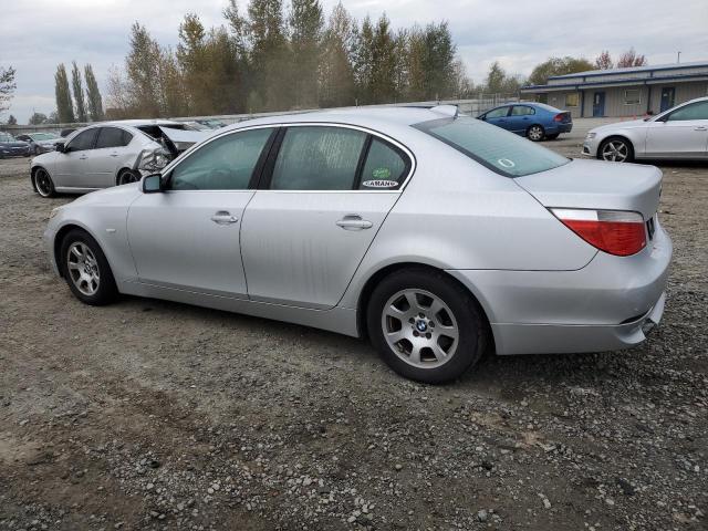 WBANA53514B173671 Auction: COPART Lot: 72199183 Location: WA - NORTH SEATTLE WBANA53514B173671 BMW 5 SERIES 2004 SILVER Photo 2