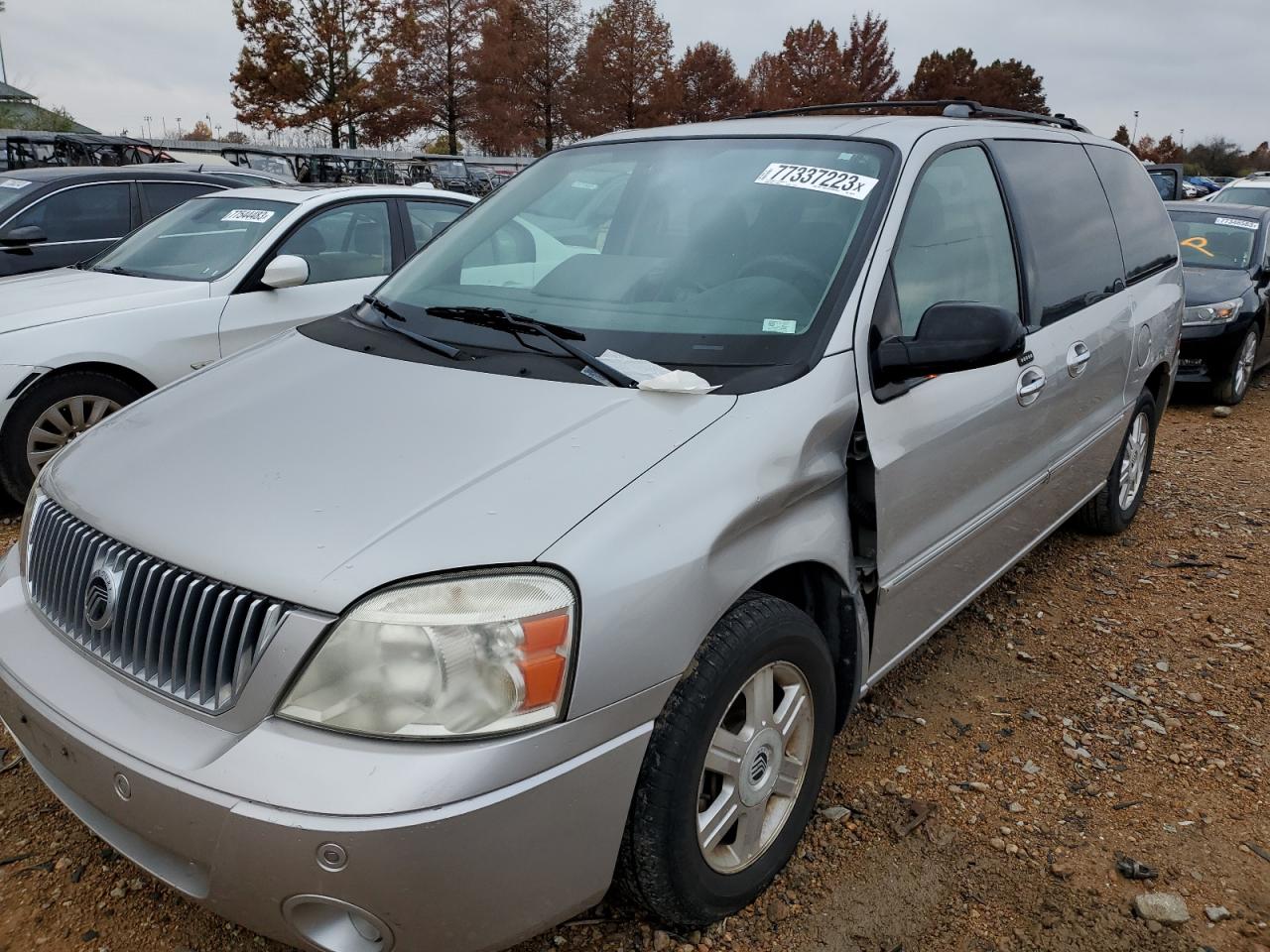2MRDA22245BJ00839 2005 Mercury Monterey Luxury