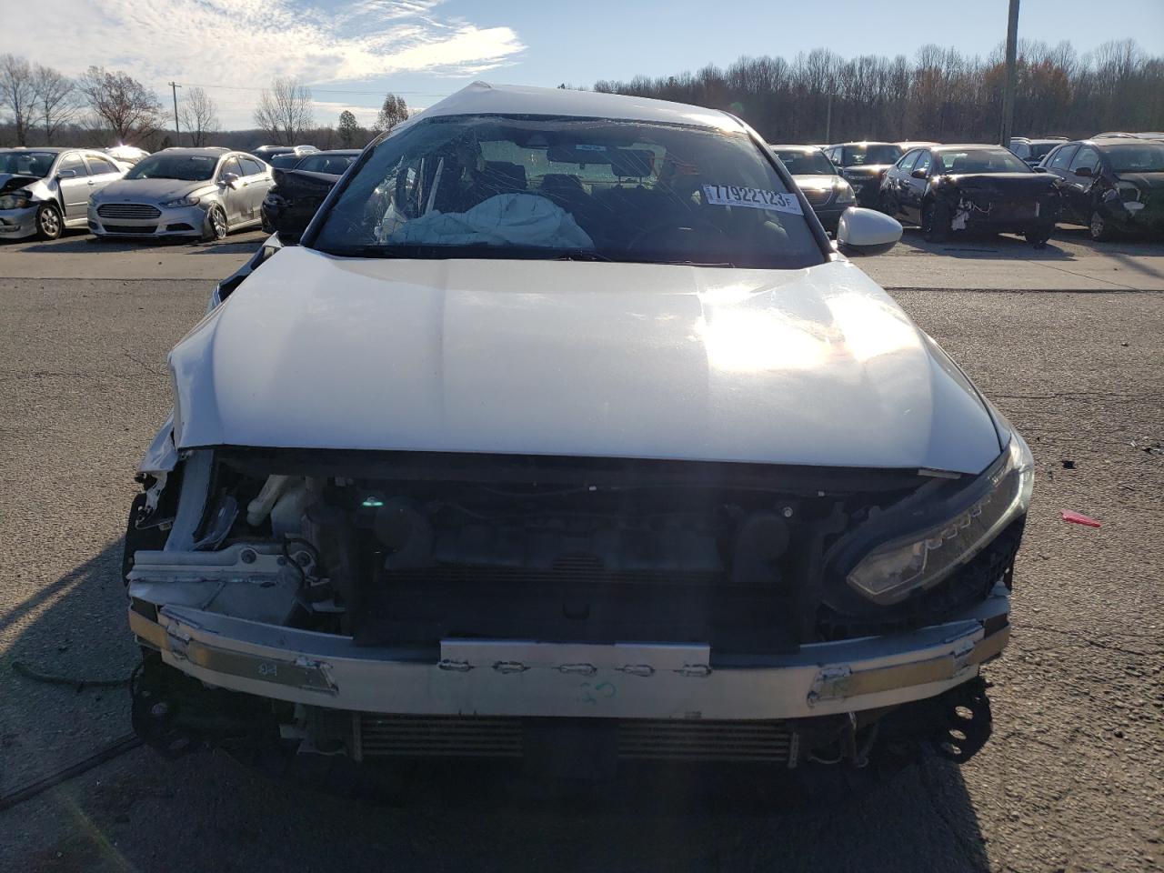 1HGCV1F30JA152413 HONDA ACCORD 2018