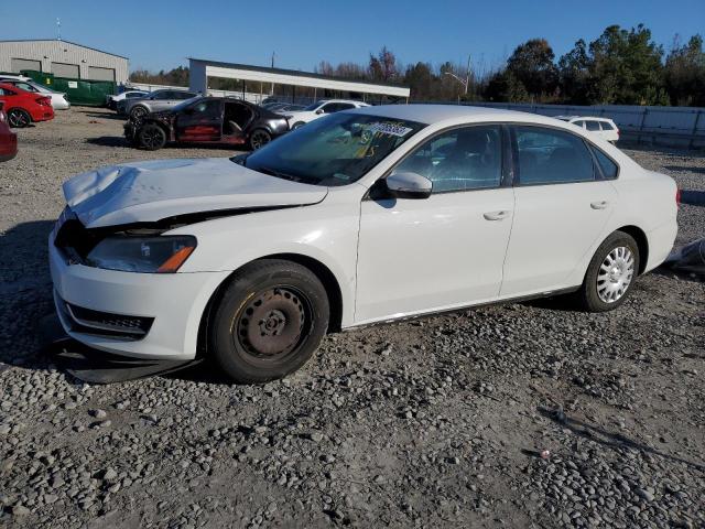 Lot #2438829172 2014 VOLKSWAGEN PASSAT S salvage car