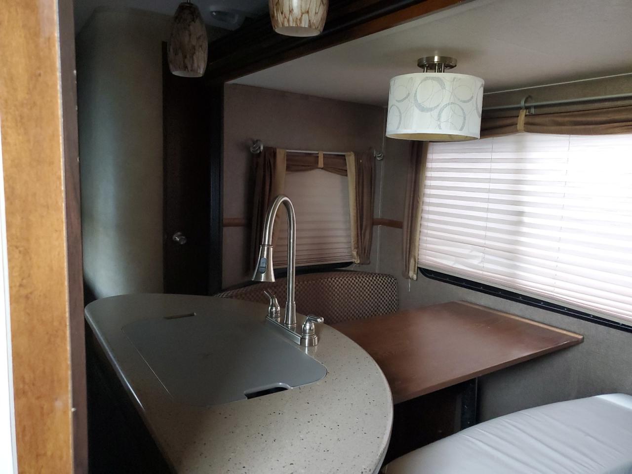 4X4TWBF26GU009752 WILDWOOD ALL Models 2016