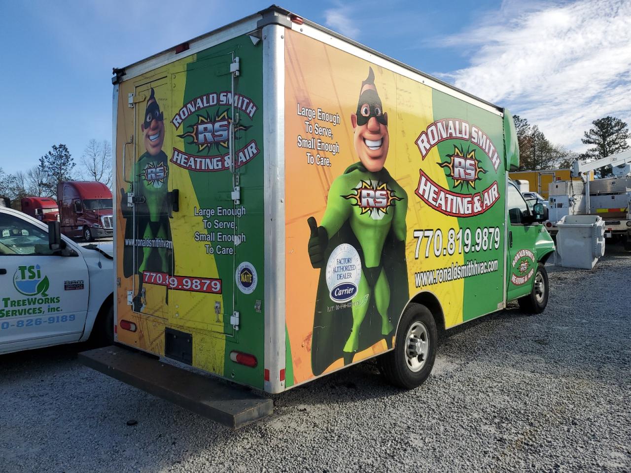 VIN: 1GB0GRFG3H1123239 2017 CHEVROLET EXPRESS