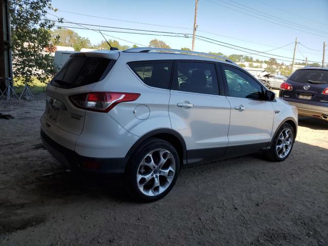 1FMCU0J90EUE11537 Ford Escape Titanium