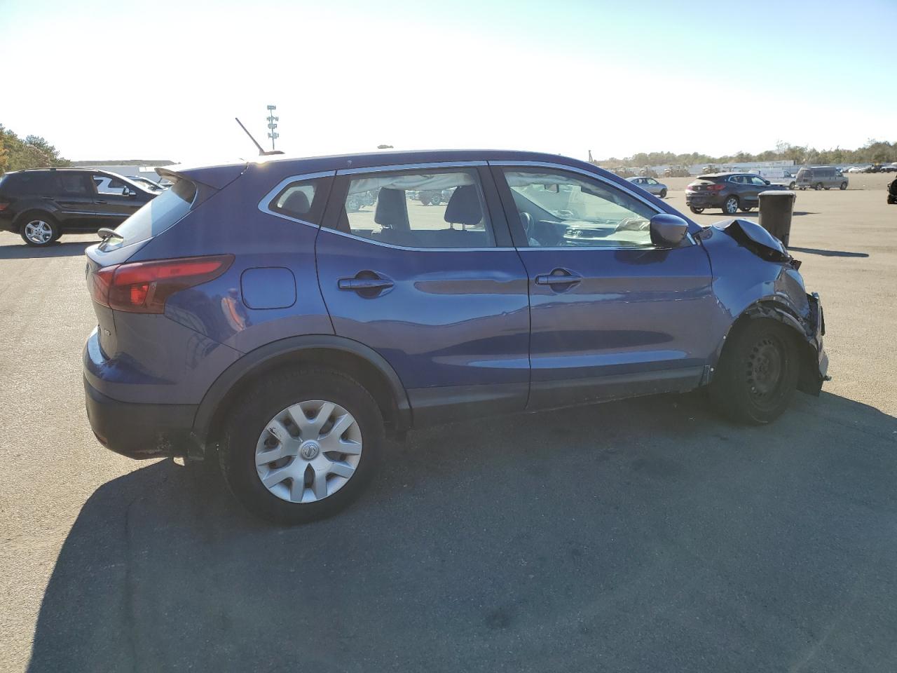 JN1BJ1CR5KW333755 NISSAN ROGUE 2019