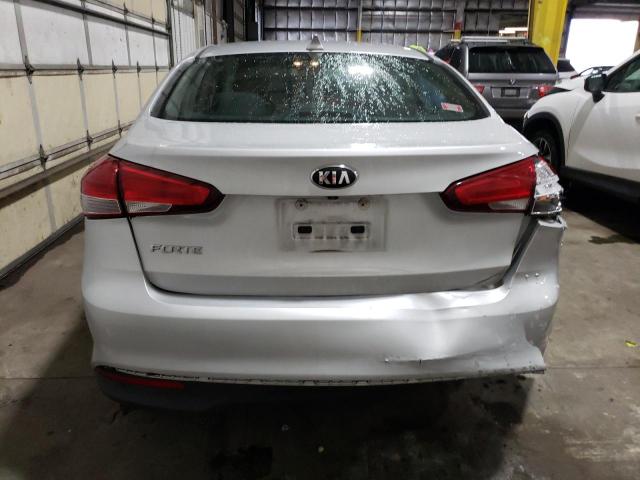 3KPFL4A79JE260314 | 2018 KIA FORTE LX