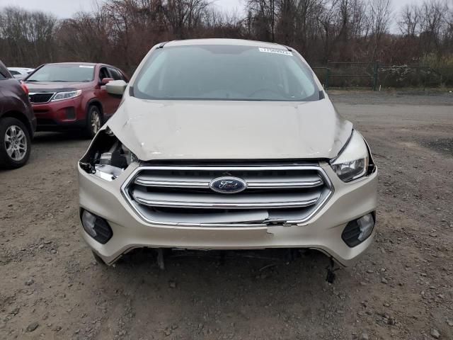 1FMCU9GD7HUE12091 Ford ESCAPE SE