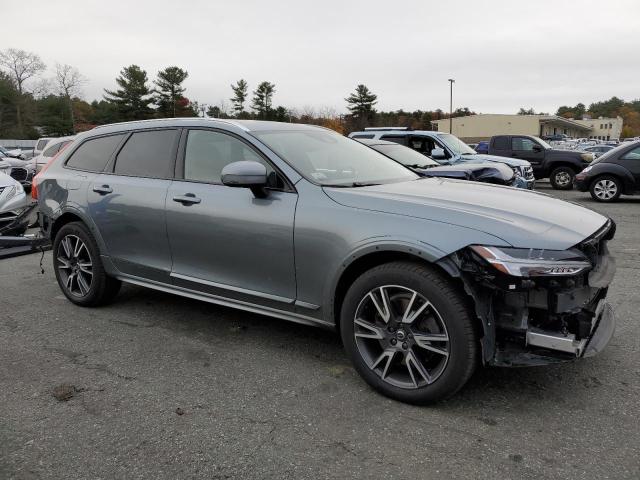 YV4A22NLXJ1015269 | 2018 VOLVO V90 CROSS