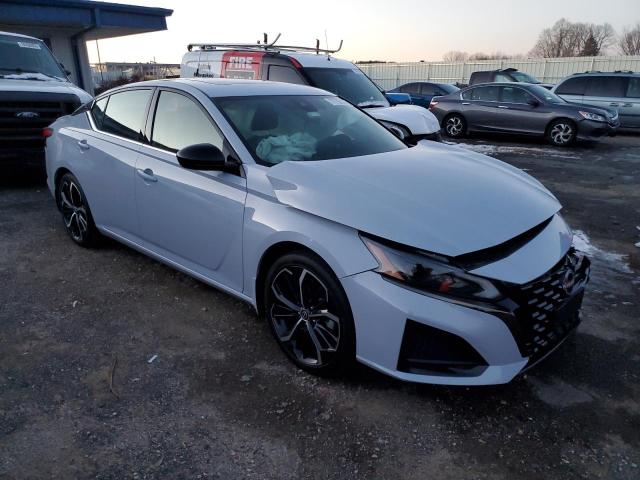 Vin: 1n4bl4cv2pn312094, lot: 77755203, nissan altima sr 20234
