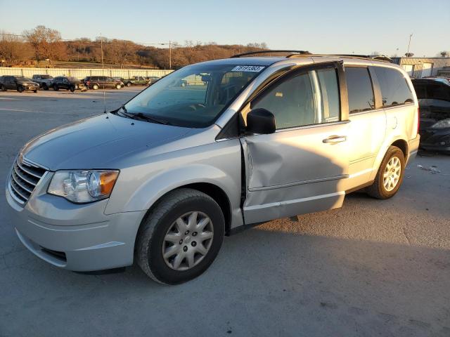 2009 Chrysler Town & Country LX