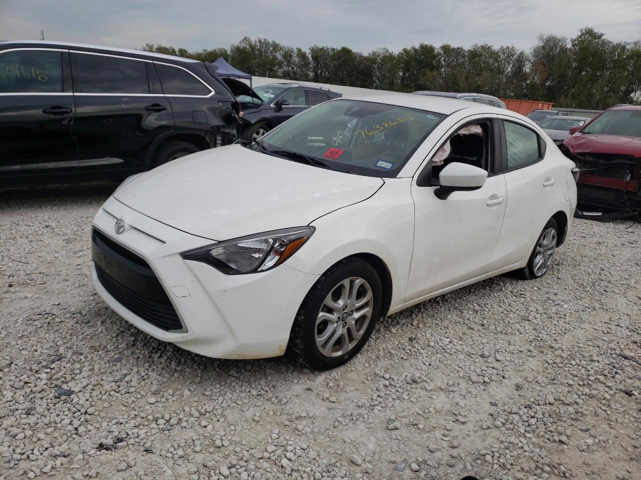 3MYDLBYV3HY161238 TOYOTA YARIS 2017