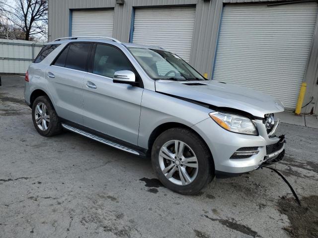 VIN 4JGDA5HB2EA435875 2014 Mercedes-Benz ML-Class, ... no.4