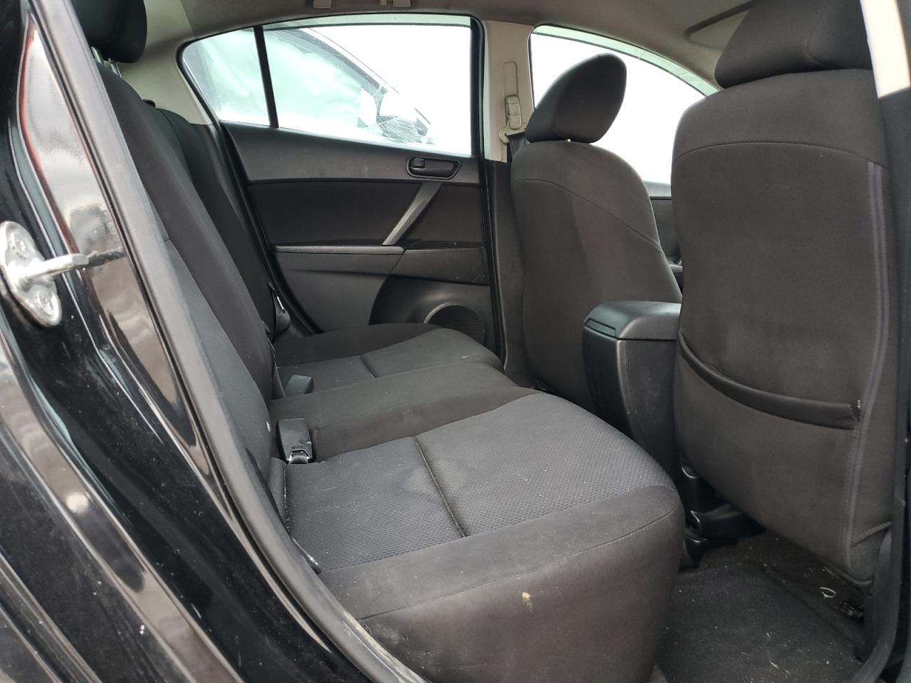 JM1BL1UF3B1496218 2011 Mazda 3 I