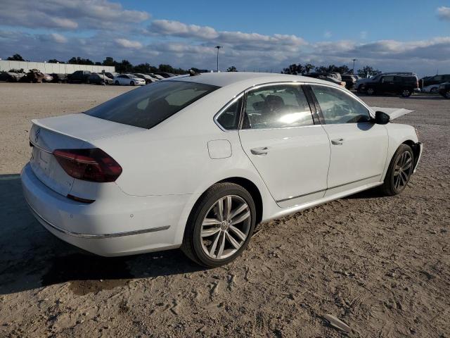 2018 VOLKSWAGEN PASSAT SEL - 1VWCA7A32JC024535
