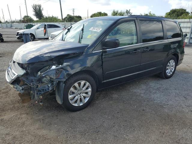 2012 Volkswagen Routan SE