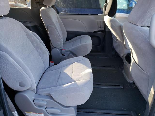 5TDJZ3DC4HS181970 Toyota SIENNA LE