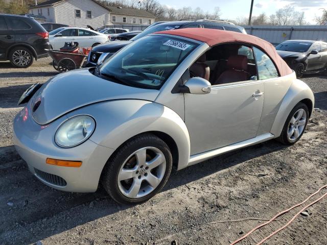 2009 Volkswagen New Beetle 