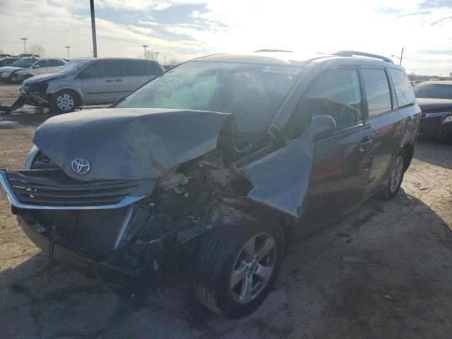 2017 Toyota Sienna LE