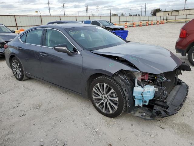 58AD21B1XLU010981 Lexus ES300 ES 300H 4