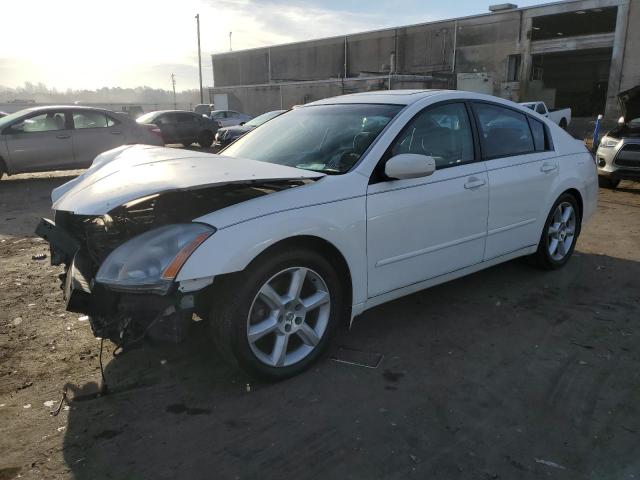 2004 Nissan Maxima SE