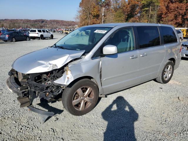 2010 Volkswagen Routan SE