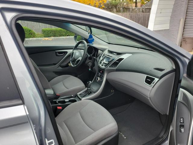 5NPDH4AE8GH654298 Hyundai ELANTRA SE