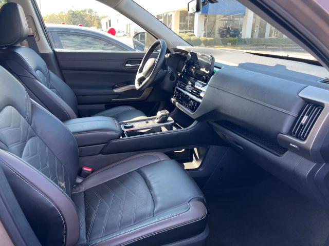 5N1DR3DJ2PC205318 Nissan Pathfinder Platinum