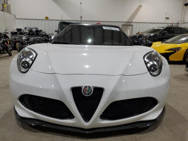 ZARBAAA47HM245045 | 2017 Alfa Romeo 4c