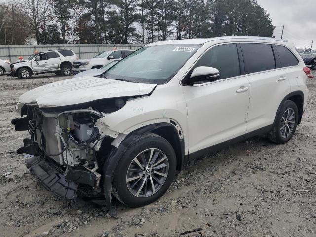 VIN 5TDJZRFH2KS568651 2019 Toyota Highlander, SE no.1