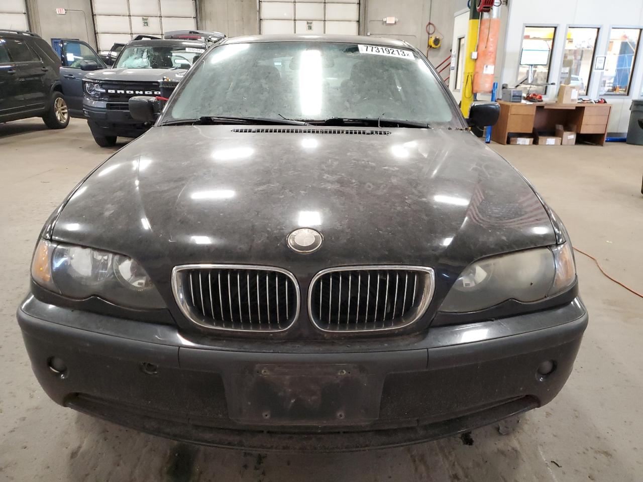 WBAEV33494KR32020 2004 BMW 325 I