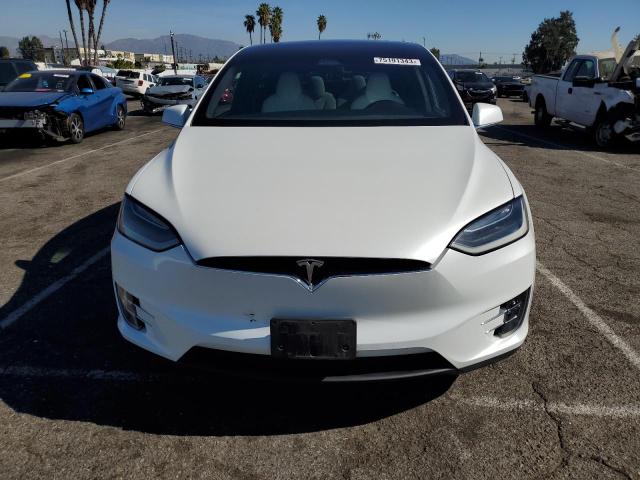 5YJXCBE22JF102477 Tesla MODEL X