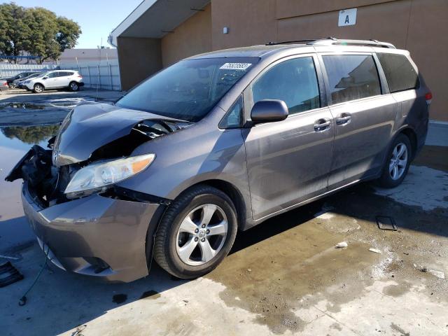 2014 Toyota Sienna LE