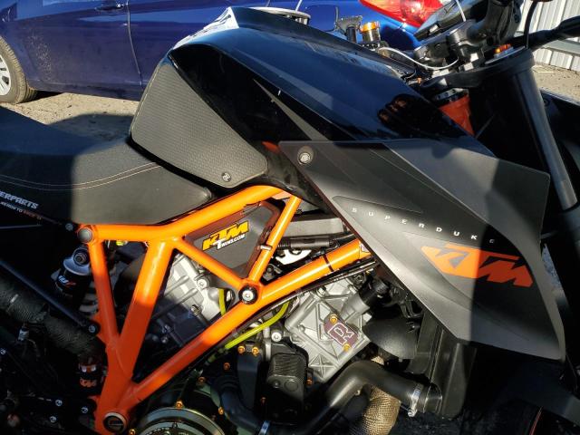 2016 KTM 1290 SUPER - VBKV39400GM937430