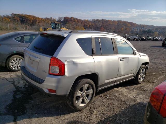 2013 Jeep Compass Latitude VIN: 1C4NJDEB2DD249273 Lot: 75172323