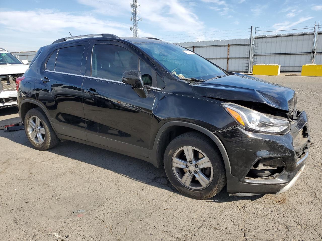 3GNCJLSB6JL247528 2018 Chevrolet Trax 1Lt