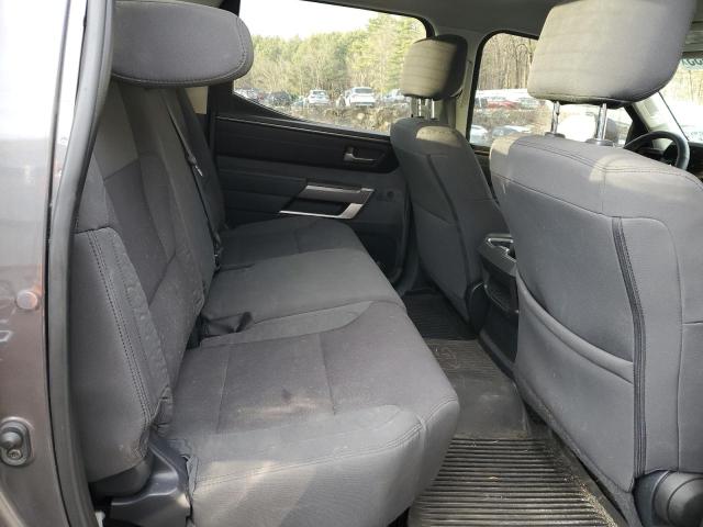 2022 Toyota Tundra - Image 10