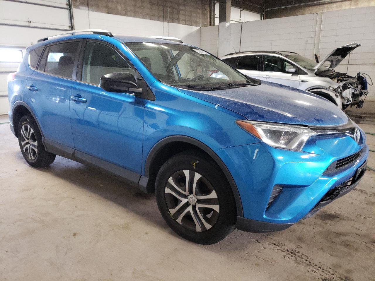 2T3BFREV9GW424735 TOYOTA RAV4 2016